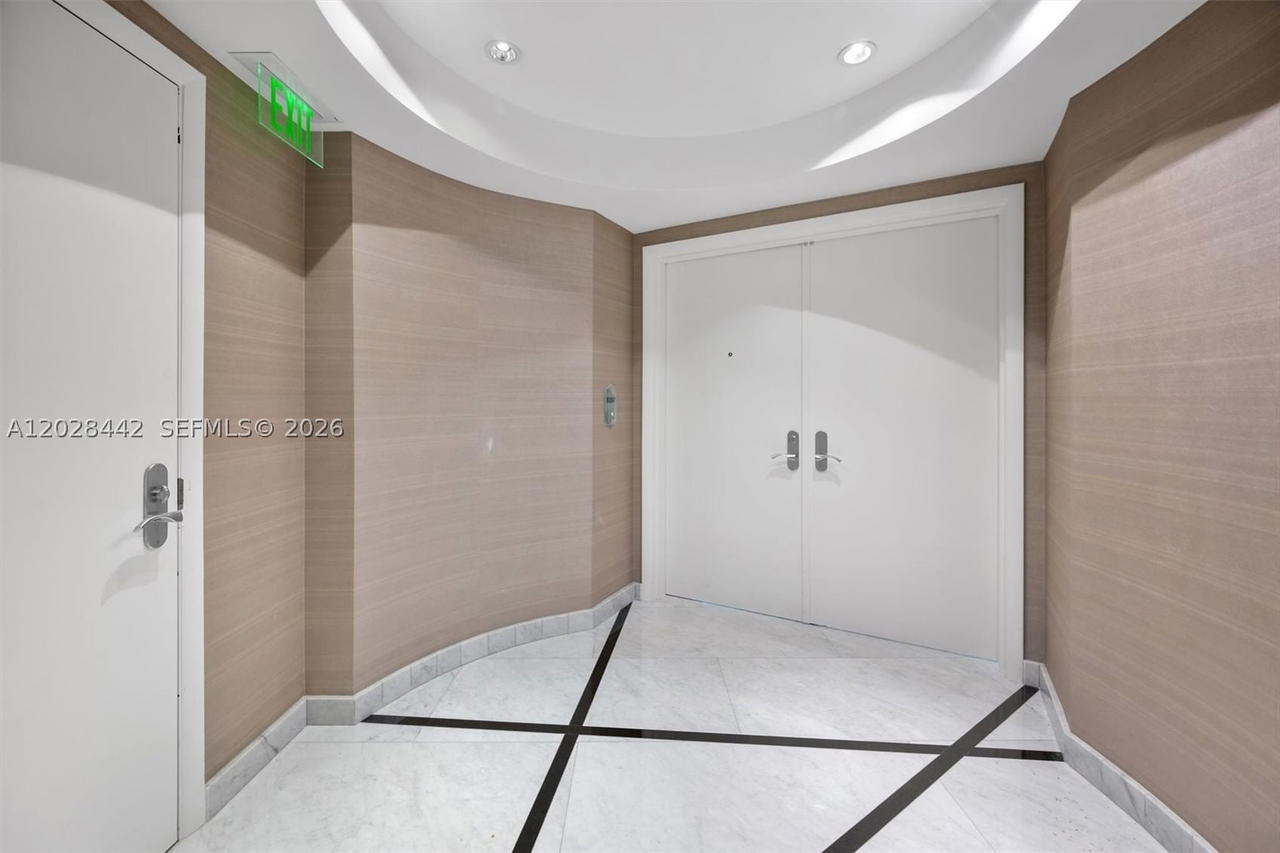Real estate property located at 17001 Collins Ave #2307, Miami-dade, Jade Beach Condo, Sunny Isles Beach, FL