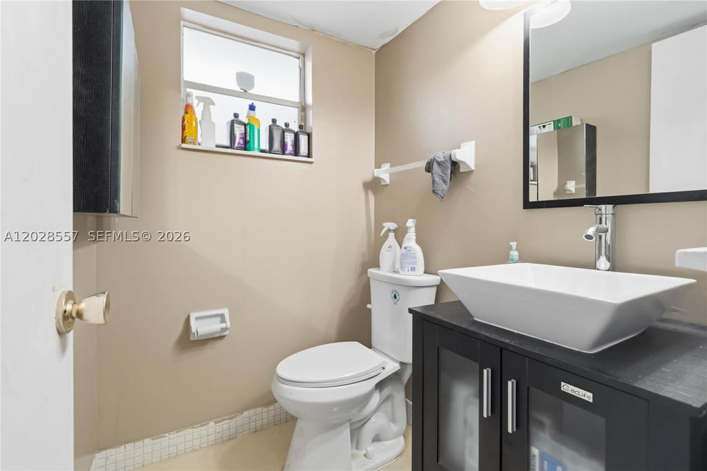 Real estate property located at 7521 16th St #4307, Broward, Village Square Condo, Plantation, FL