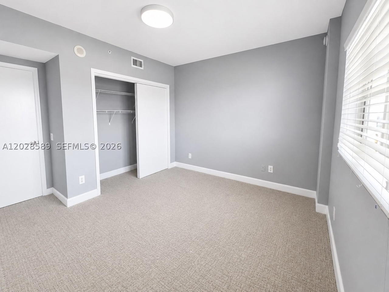 Real estate property located at 14951 Royal Oaks Ln #2002, Miami-dade, The Oaks I Condo, North Miami, FL