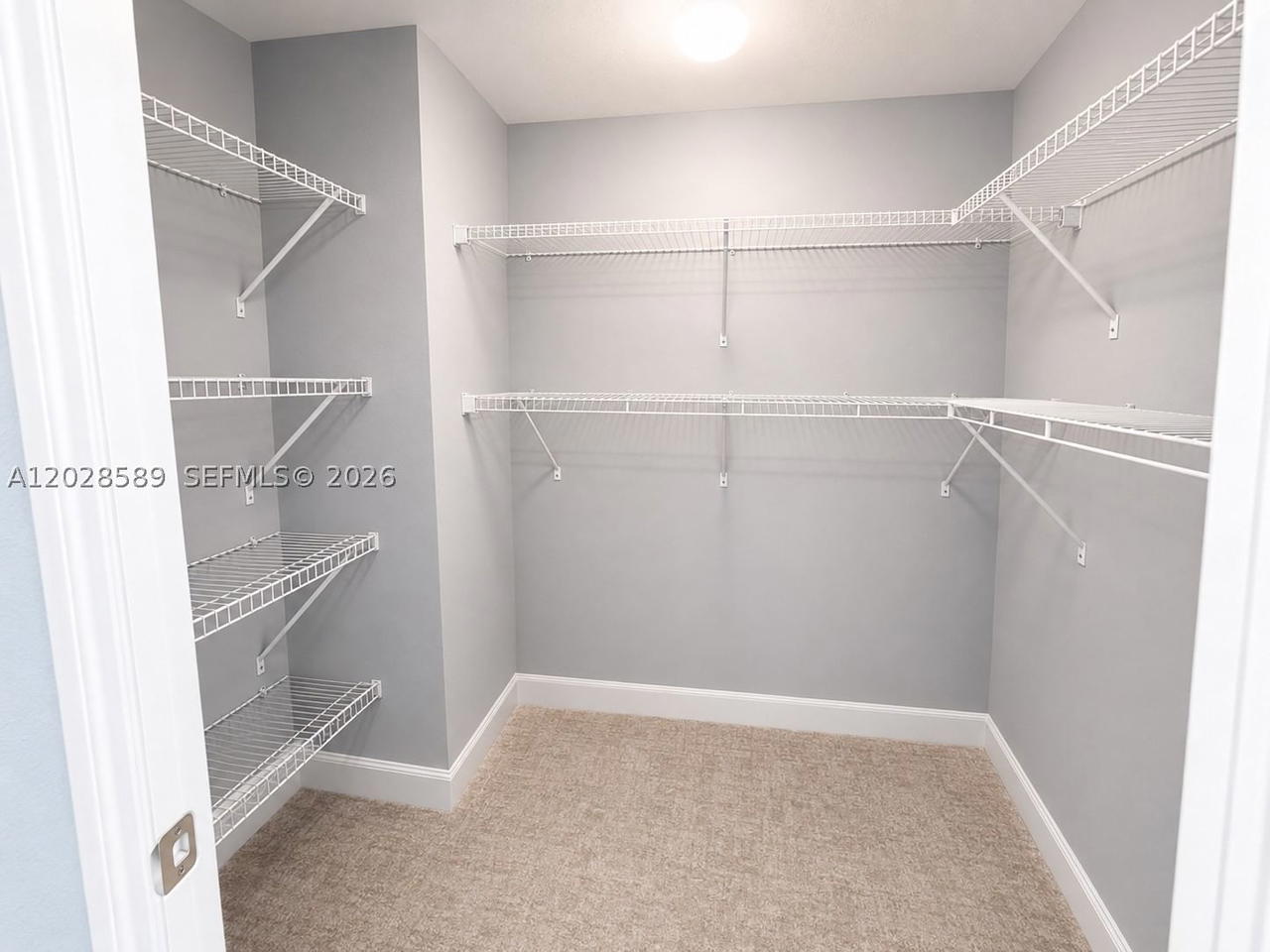Real estate property located at 14951 Royal Oaks Ln #2002, Miami-dade, The Oaks I Condo, North Miami, FL