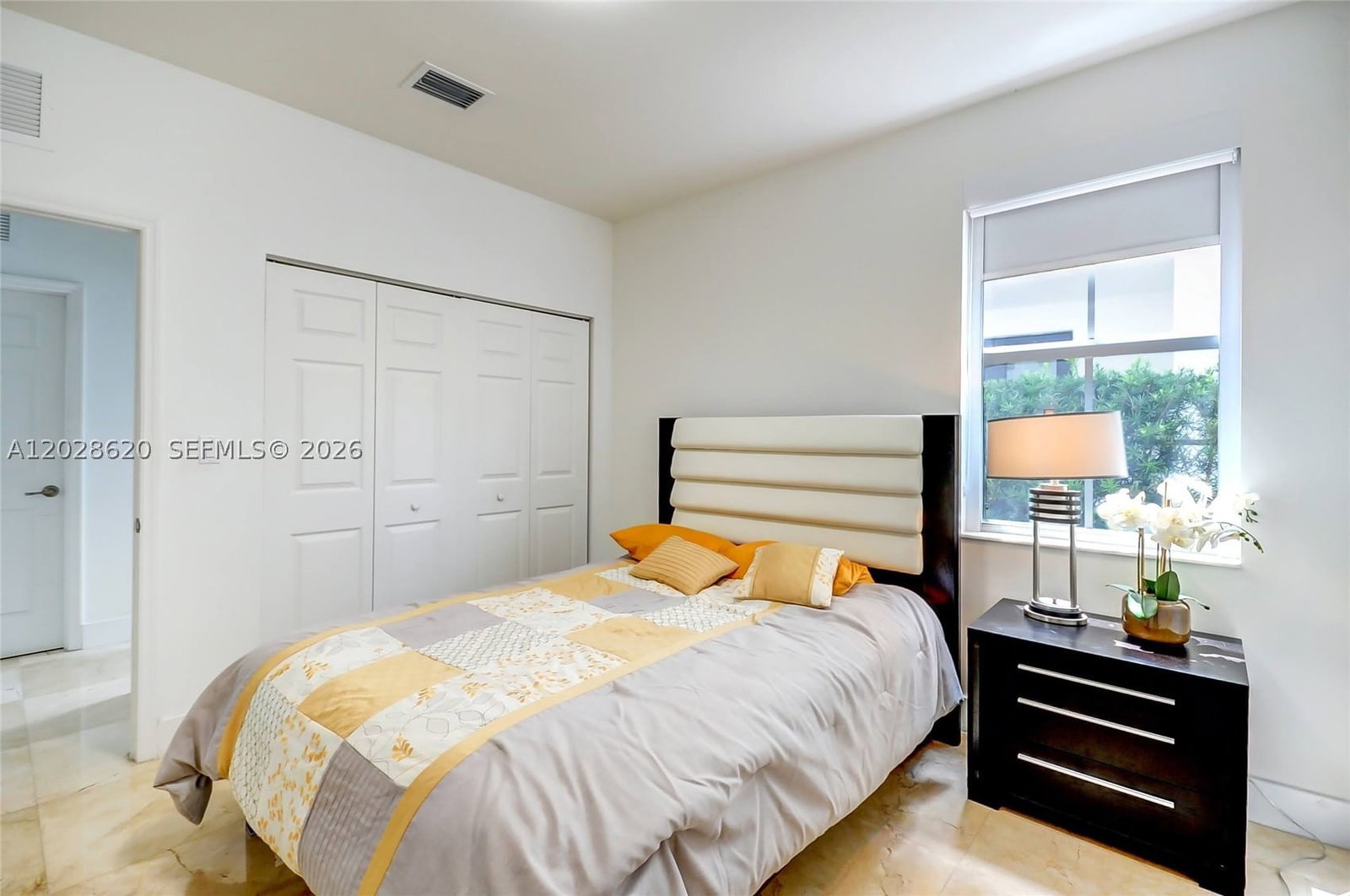 Real estate property located at 10555 69th Ter, Miami-dade, Vintage Estates, Doral, FL