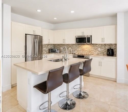 Real estate property located at 10555 69th Ter, Miami-dade, Vintage Estates, Doral, FL