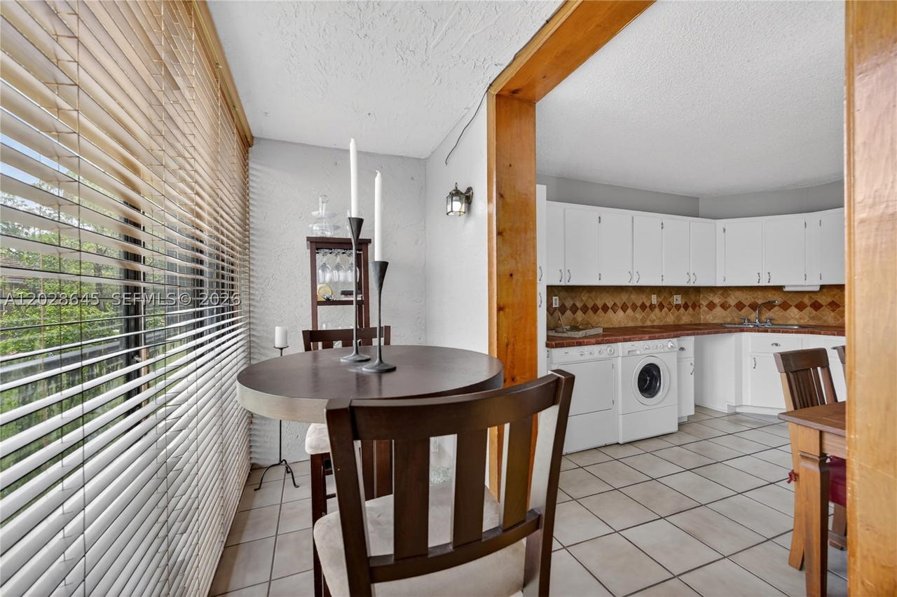 Real estate property located at 6745 132nd Ave #204, Miami-dade, Lynbrook Court Condo Ph Ii, Miami, FL