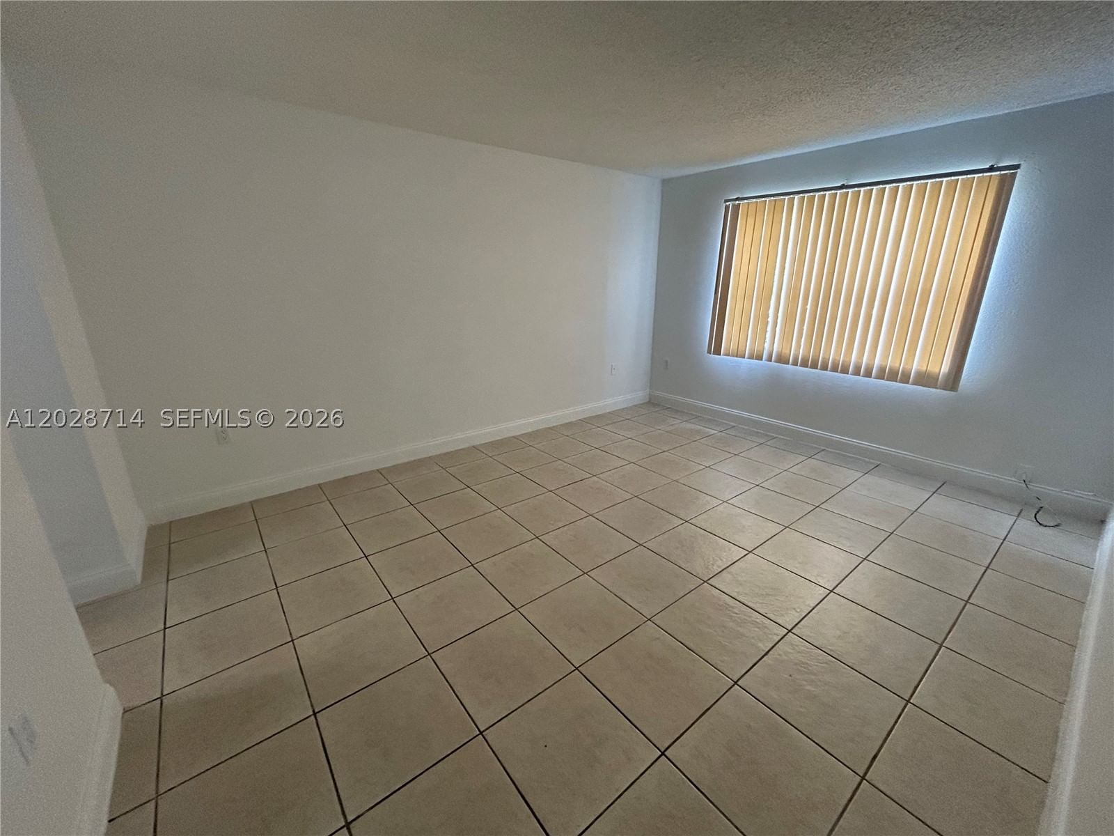 Real estate property located at 4205 University Dr #112, Broward, Springcrest Condo, Sunrise, FL