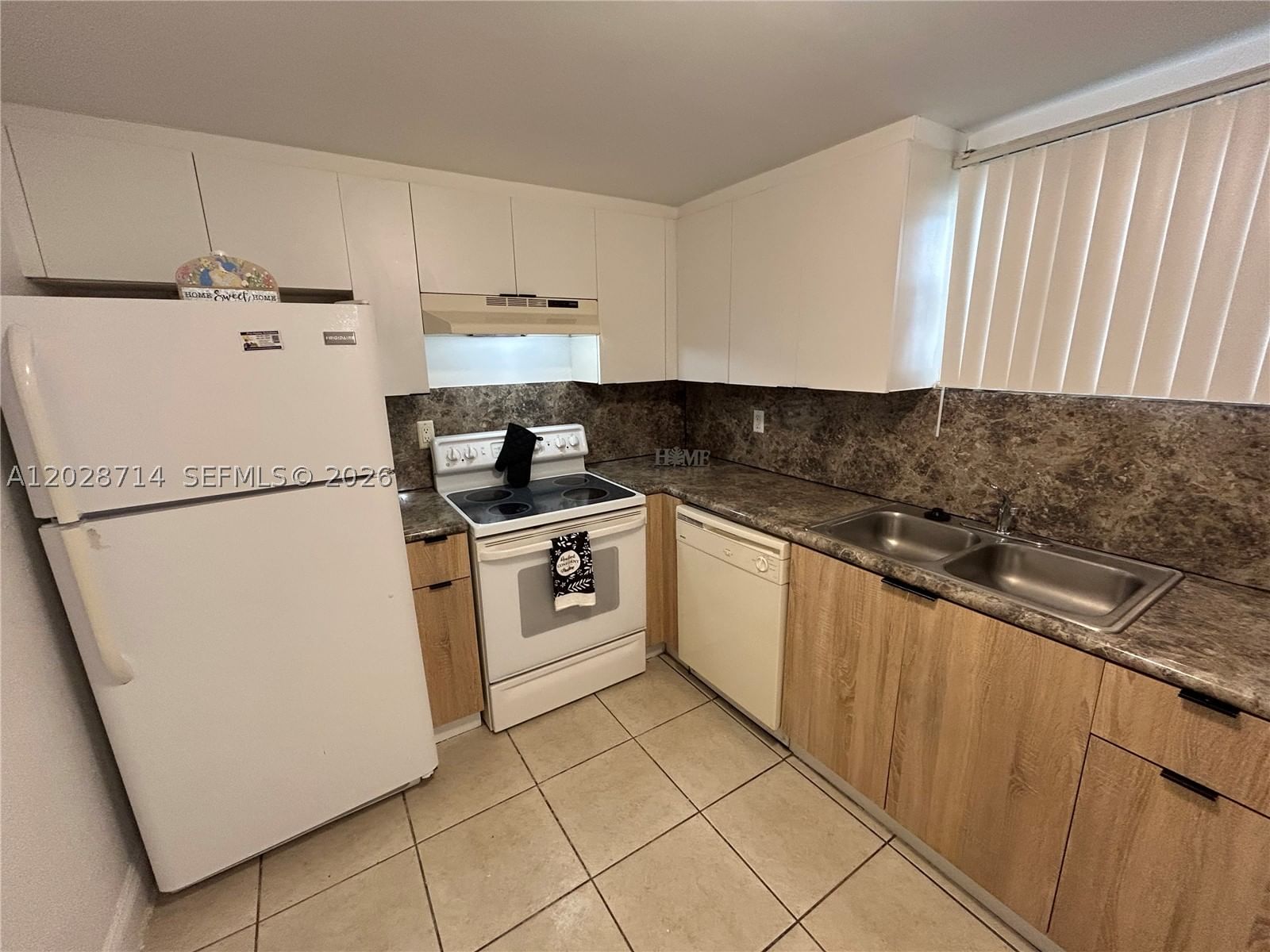 Real estate property located at 4205 University Dr #112, Broward, Springcrest Condo, Sunrise, FL