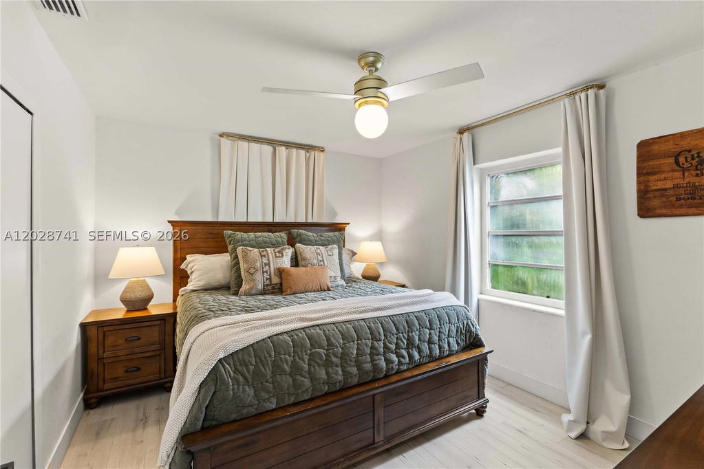 Real estate property located at 1450 25th Ave, Miami-dade, New Silver Crest, Miami, FL