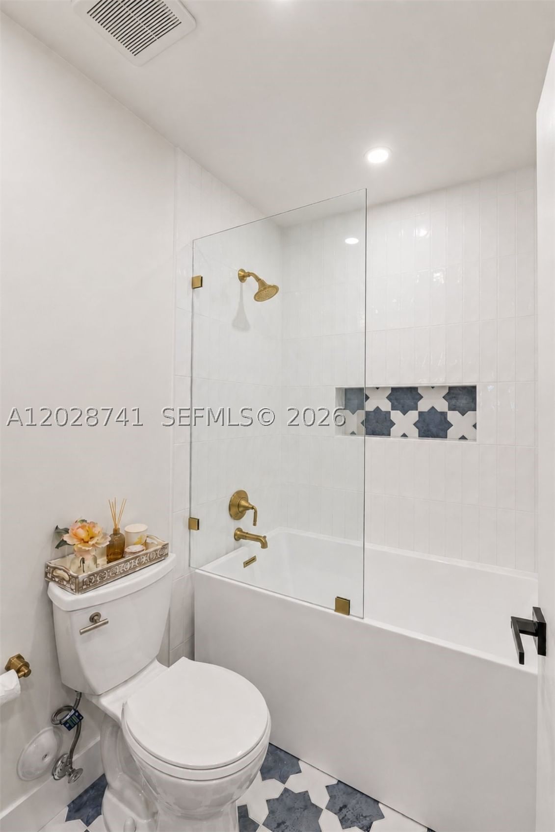 Real estate property located at 1450 25th Ave, Miami-dade, New Silver Crest, Miami, FL