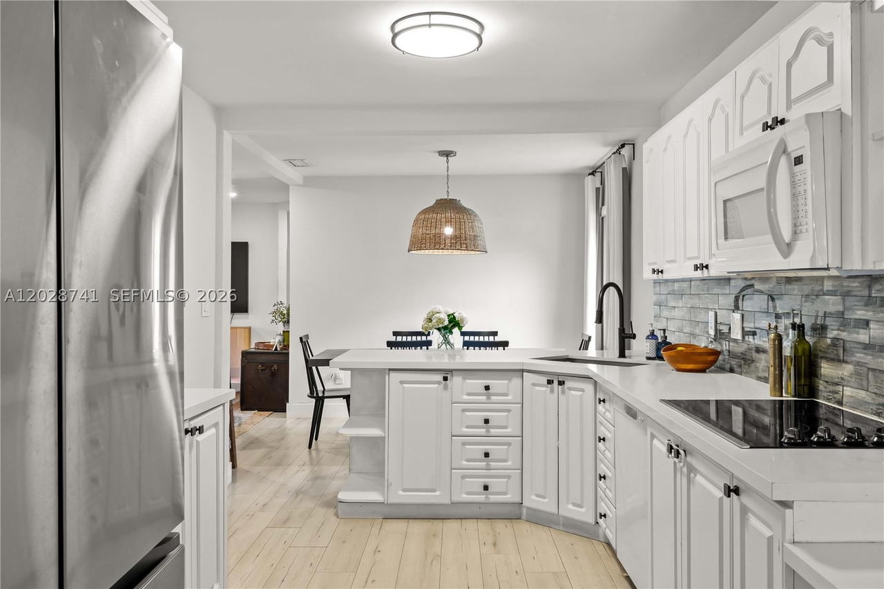 Real estate property located at 1450 25th Ave, Miami-dade, New Silver Crest, Miami, FL