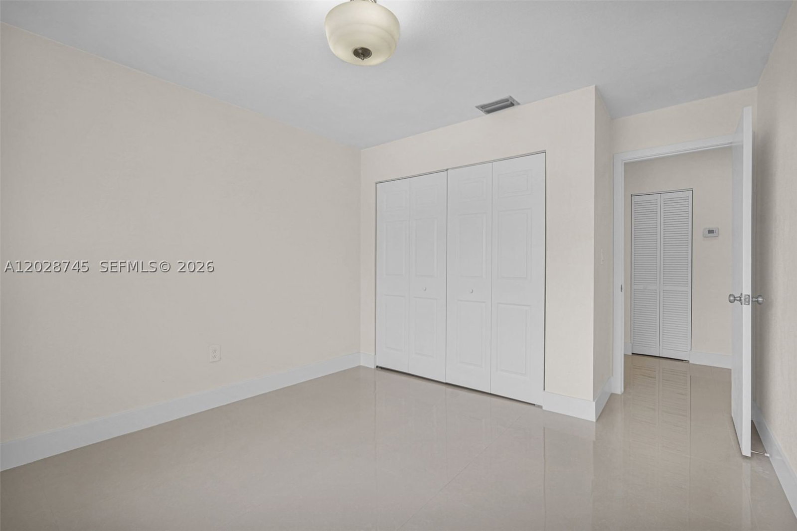 Real estate property located at 13546 63rd Lane H-W, Miami-dade, Kendall Lakes East Sectio, Miami, FL
