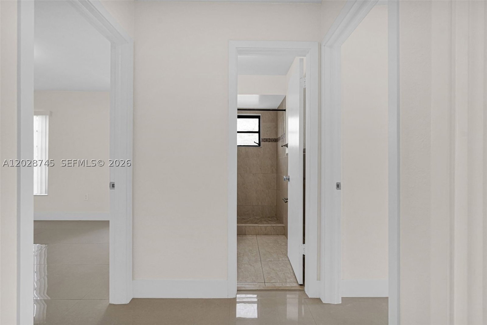 Real estate property located at 13546 63rd Lane H-W, Miami-dade, Kendall Lakes East Sectio, Miami, FL
