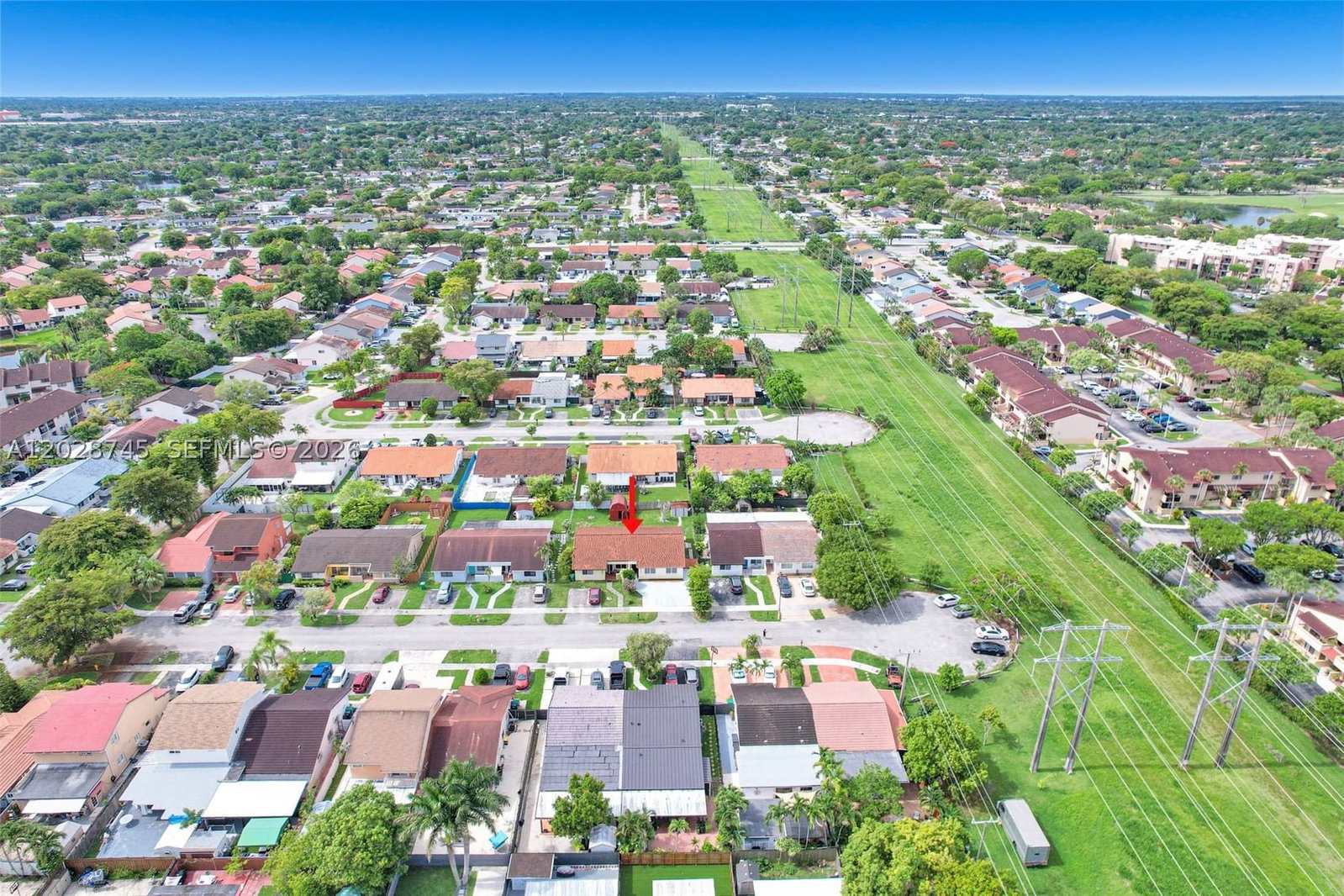 Real estate property located at 13546 63rd Lane H-W, Miami-dade, Kendall Lakes East Sectio, Miami, FL