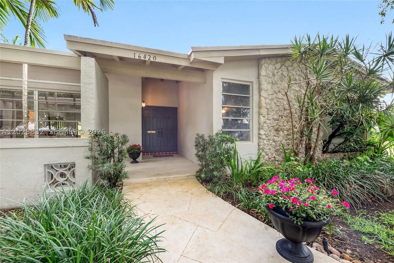 Real estate property located at 16420 81st Ave, Miami-dade, Southwood 8th Addn, Palmetto Bay, FL