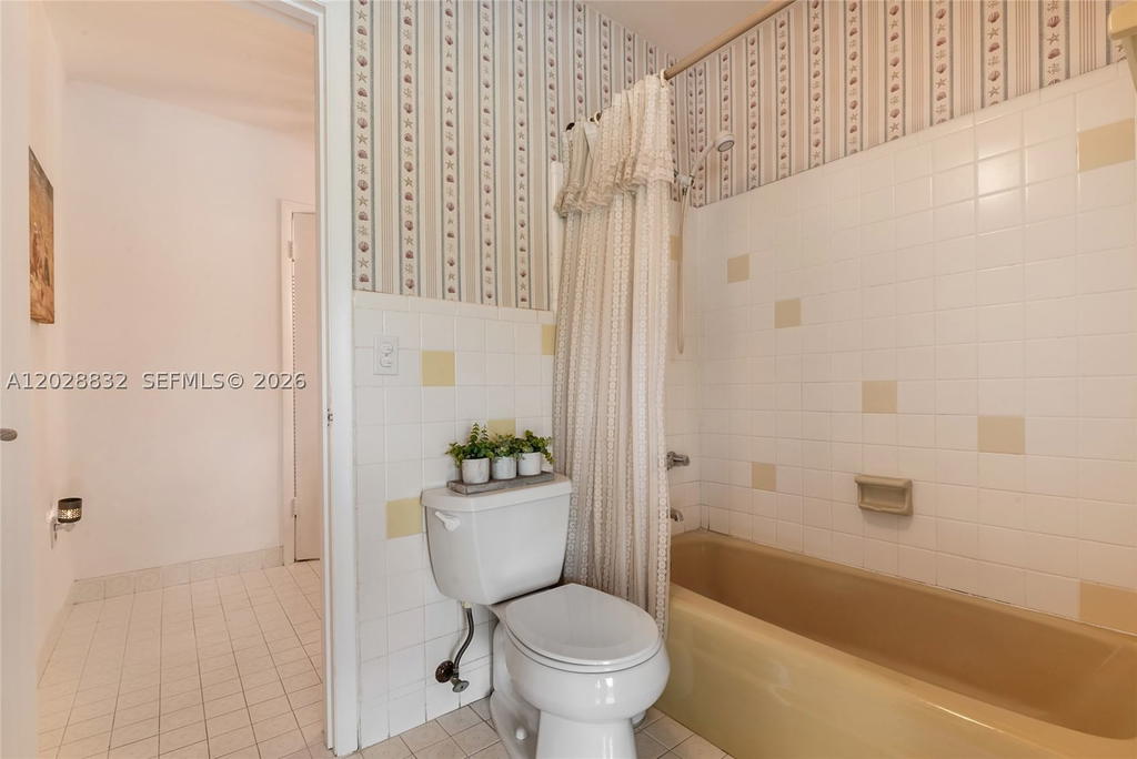 Real estate property located at 16420 81st Ave, Miami-dade, Southwood 8th Addn, Palmetto Bay, FL