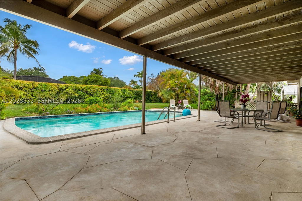 Real estate property located at 16420 81st Ave, Miami-dade, Southwood 8th Addn, Palmetto Bay, FL