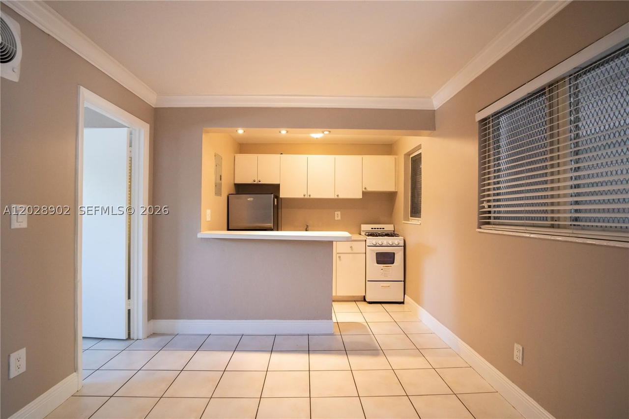 Real estate property located at 1014 Salzedo St #101, Miami-dade, Salzedo In The Gables Con, Coral Gables, FL