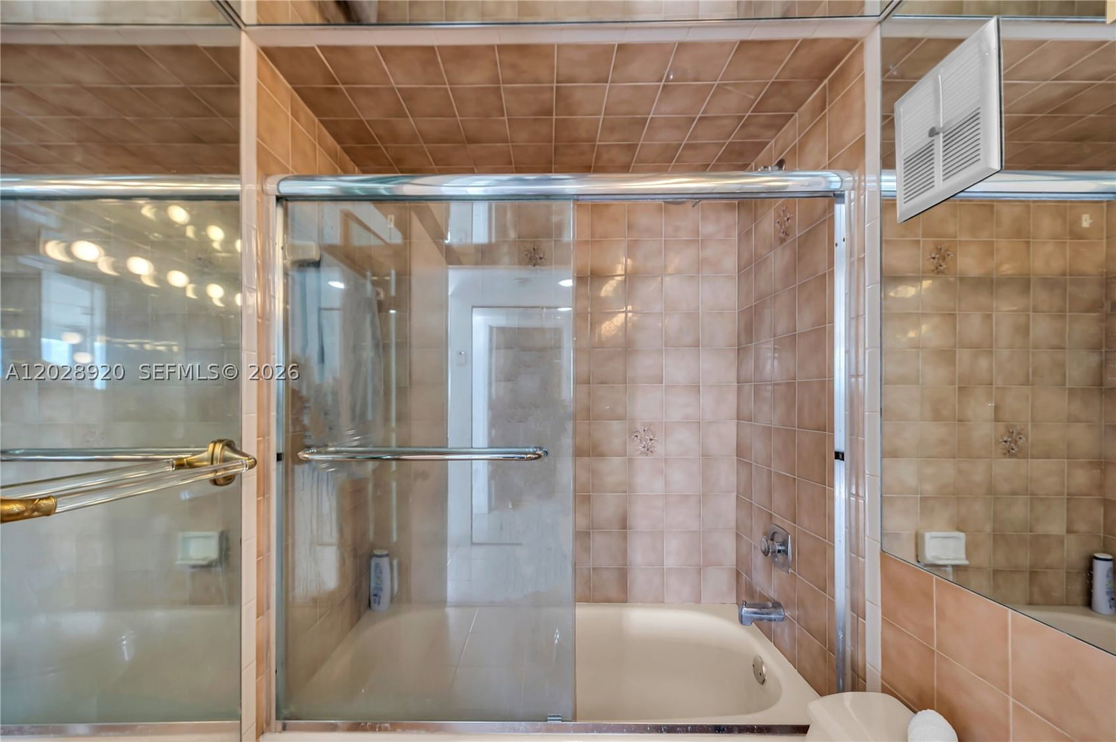 Real estate property located at 3200 Collins Ave #12-8, Miami-dade, Portugal Towers Condo, Miami Beach, FL
