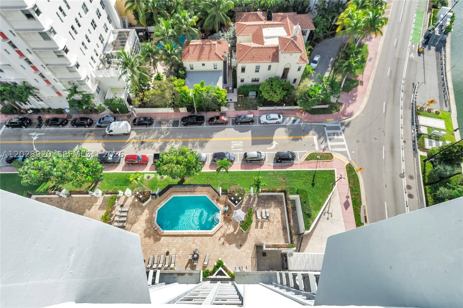 Real estate property located at 3200 Collins Ave #12-8, Miami-dade, Portugal Towers Condo, Miami Beach, FL
