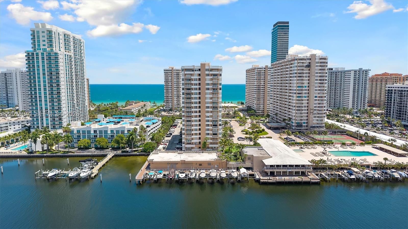 Real estate property located at 1965 Ocean Dr #3L, Broward, Hemispheres Condo, Hallandale Beach, FL