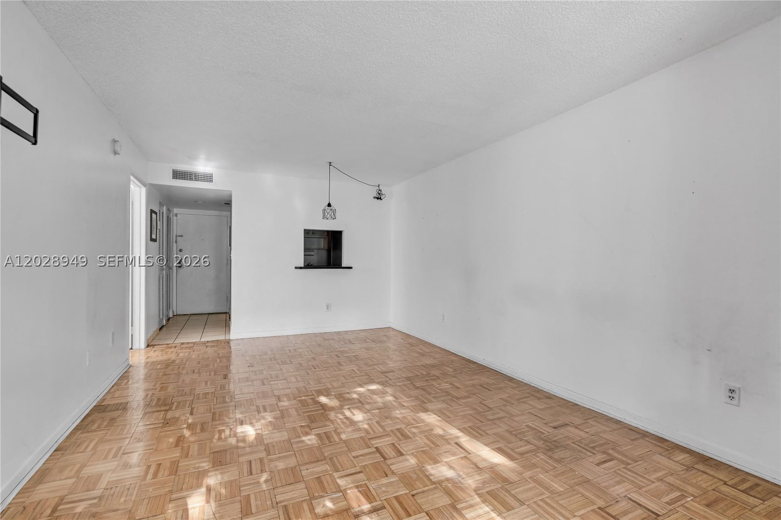 Real estate property located at 14501 Kendall Dr #212H, Miami-dade, Promenade At Kendale Lake, Miami, FL