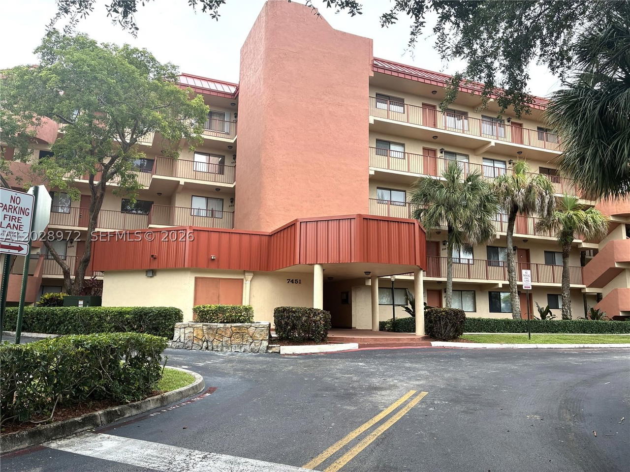 Real estate property located at 7451 16th St #403, Broward, Plantation Forest Condo, Plantation, FL