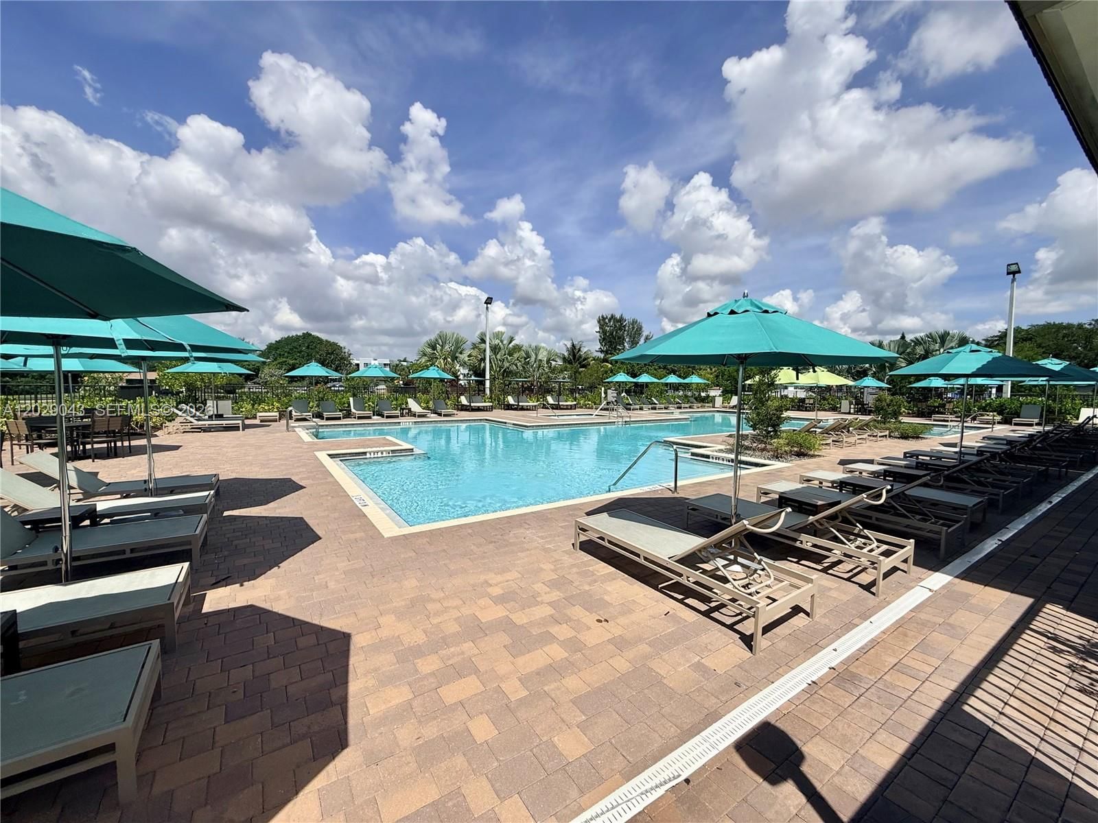 Real estate property located at 2462 131st Cir, Miami-dade, Golf Park Sec 1, Miami, FL