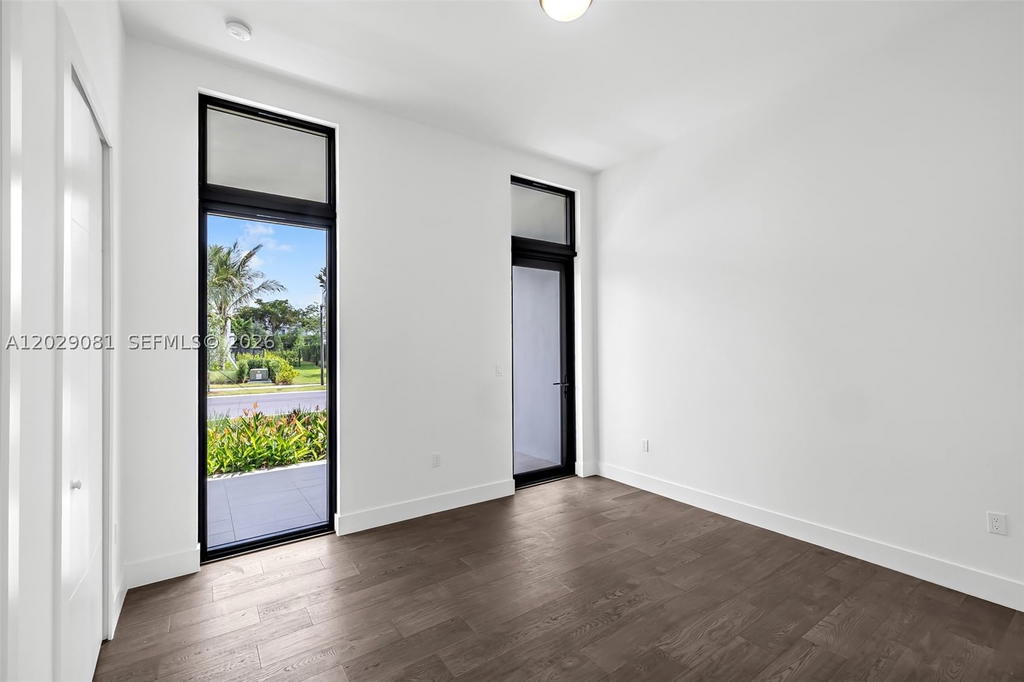 Real estate property located at 16689 Botaniko Dr N, Broward, Weston Estates, Weston, FL