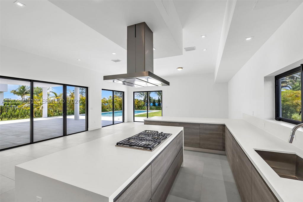 Real estate property located at 16689 Botaniko Dr N, Broward, Weston Estates, Weston, FL