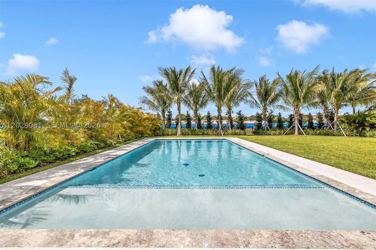 Real estate property located at 16689 Botaniko Dr N, Broward, Weston Estates, Weston, FL