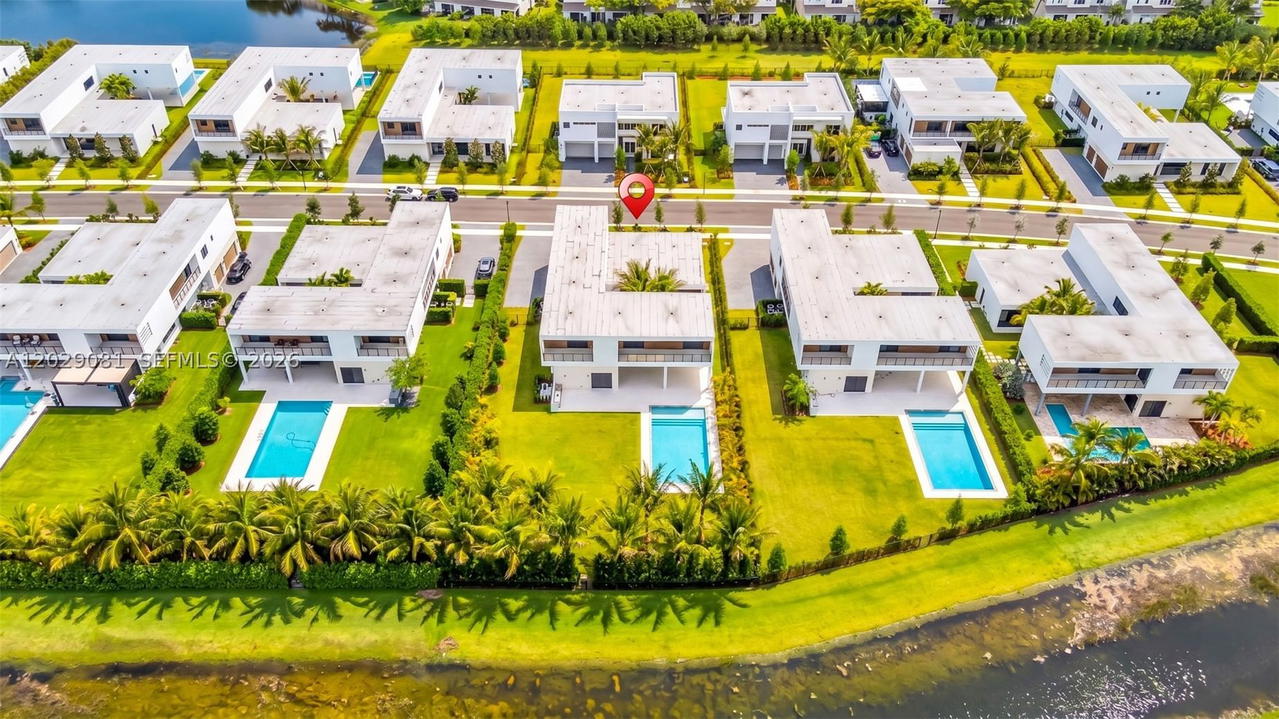 Real estate property located at 16689 Botaniko Dr N, Broward, Weston Estates, Weston, FL