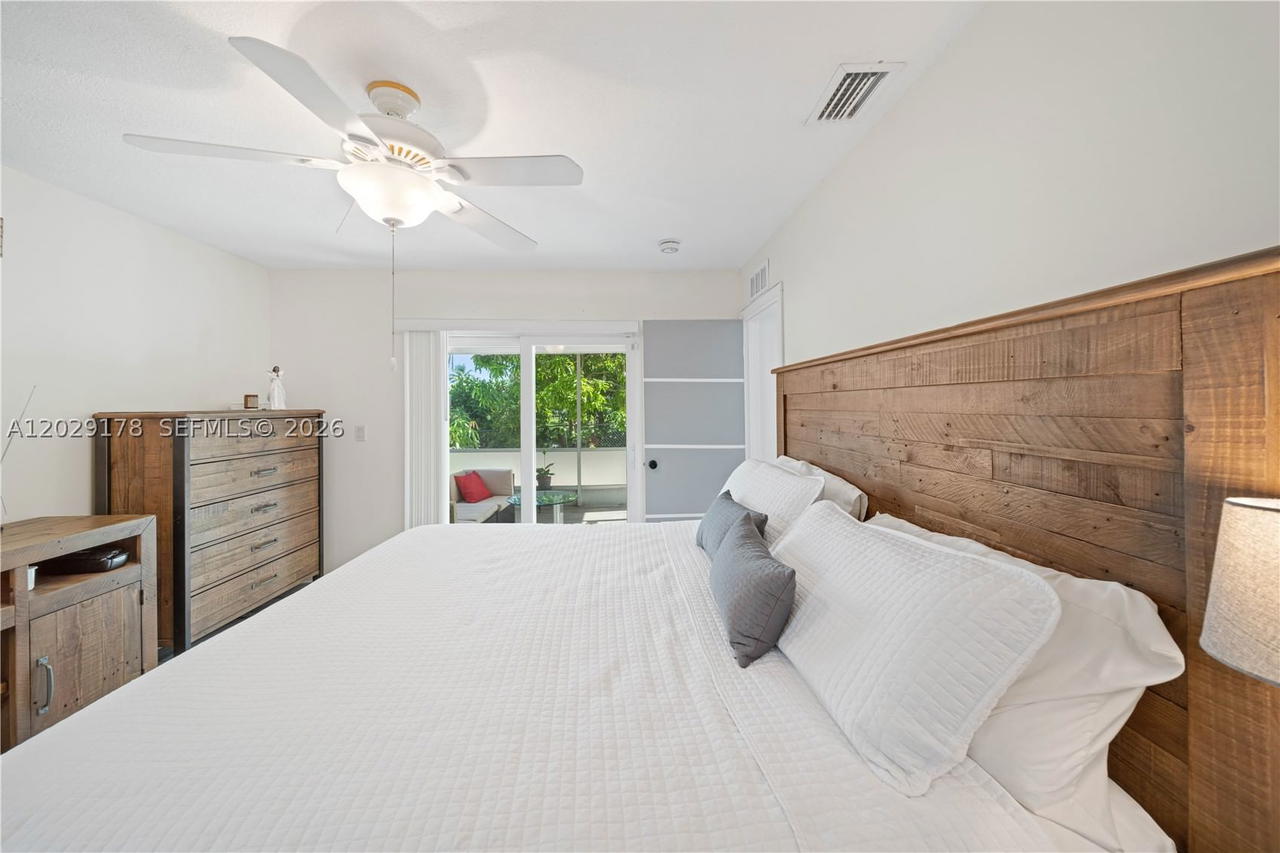 Real estate property located at 7715 9th St, Broward, Lauderdale North Park Sec, North Lauderdale, FL