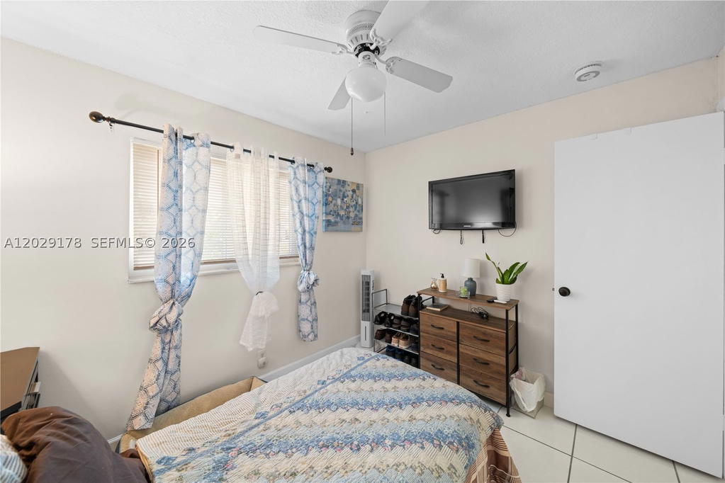 Real estate property located at 7715 9th St, Broward, Lauderdale North Park Sec, North Lauderdale, FL