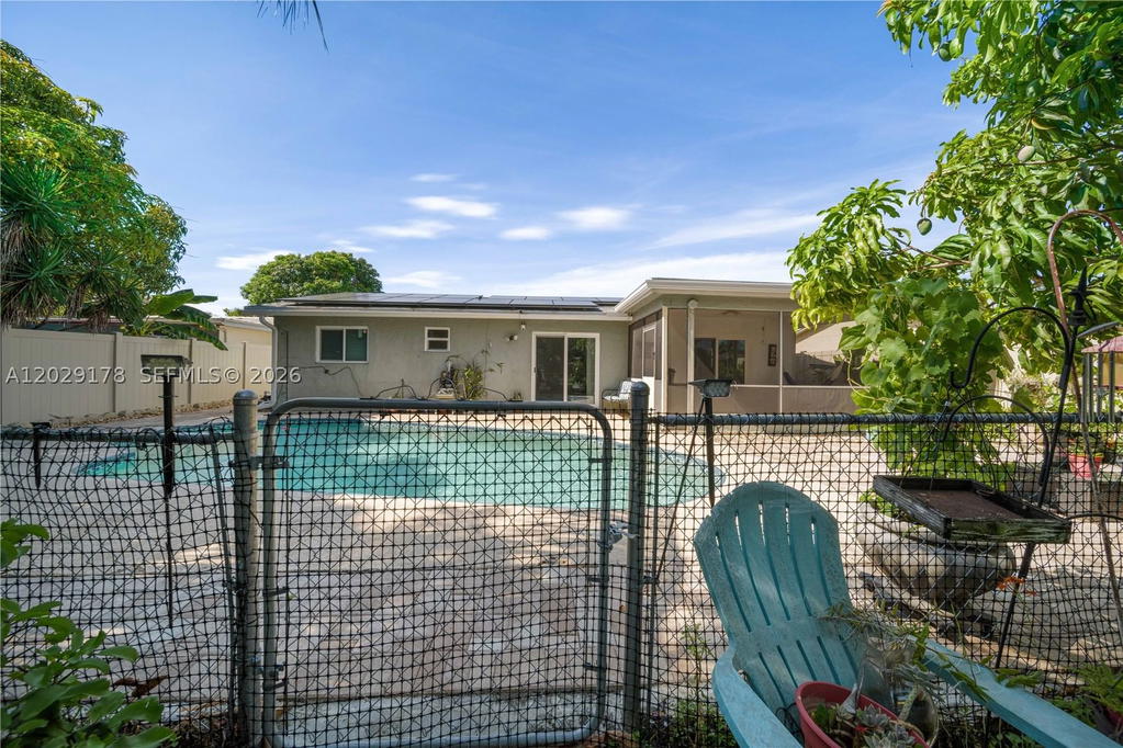 Real estate property located at 7715 9th St, Broward, Lauderdale North Park Sec, North Lauderdale, FL