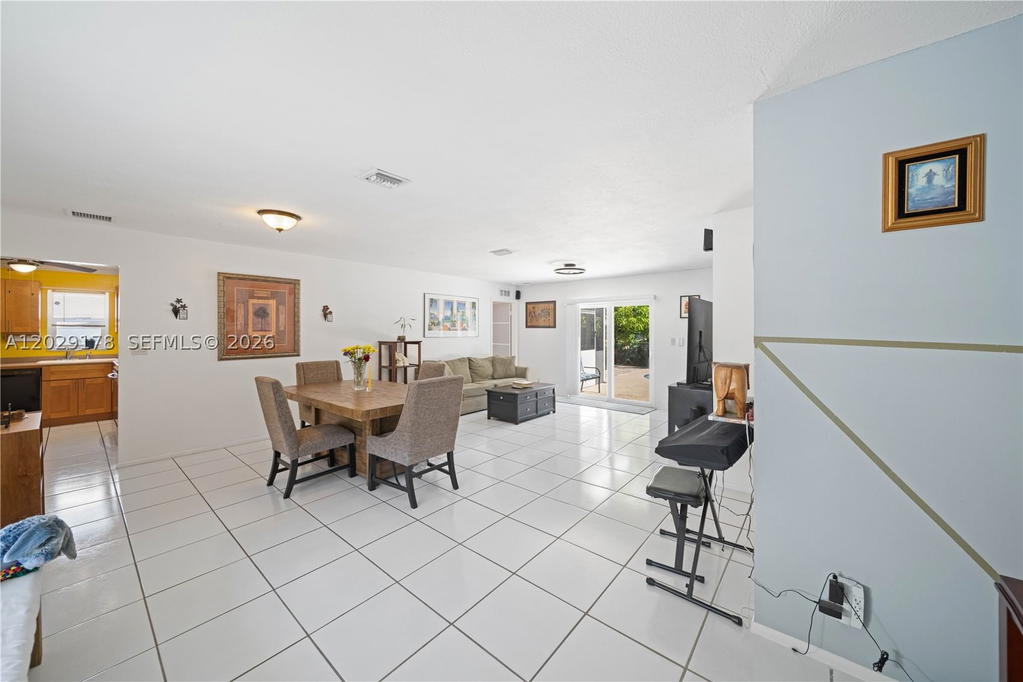 Real estate property located at 7715 9th St, Broward, Lauderdale North Park Sec, North Lauderdale, FL