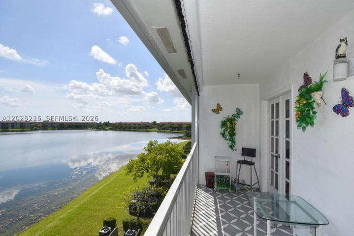 Real estate property located at 1401 134th Way #402C, Broward, Ivanhoe West Cv 1, Pembroke Pines, FL