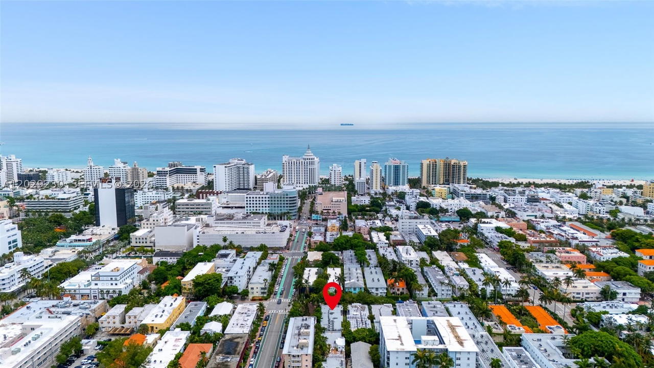 Real estate property located at 1568 Pennsylvania Ave #312, Miami-dade, Etruria Condo, Miami Beach, FL