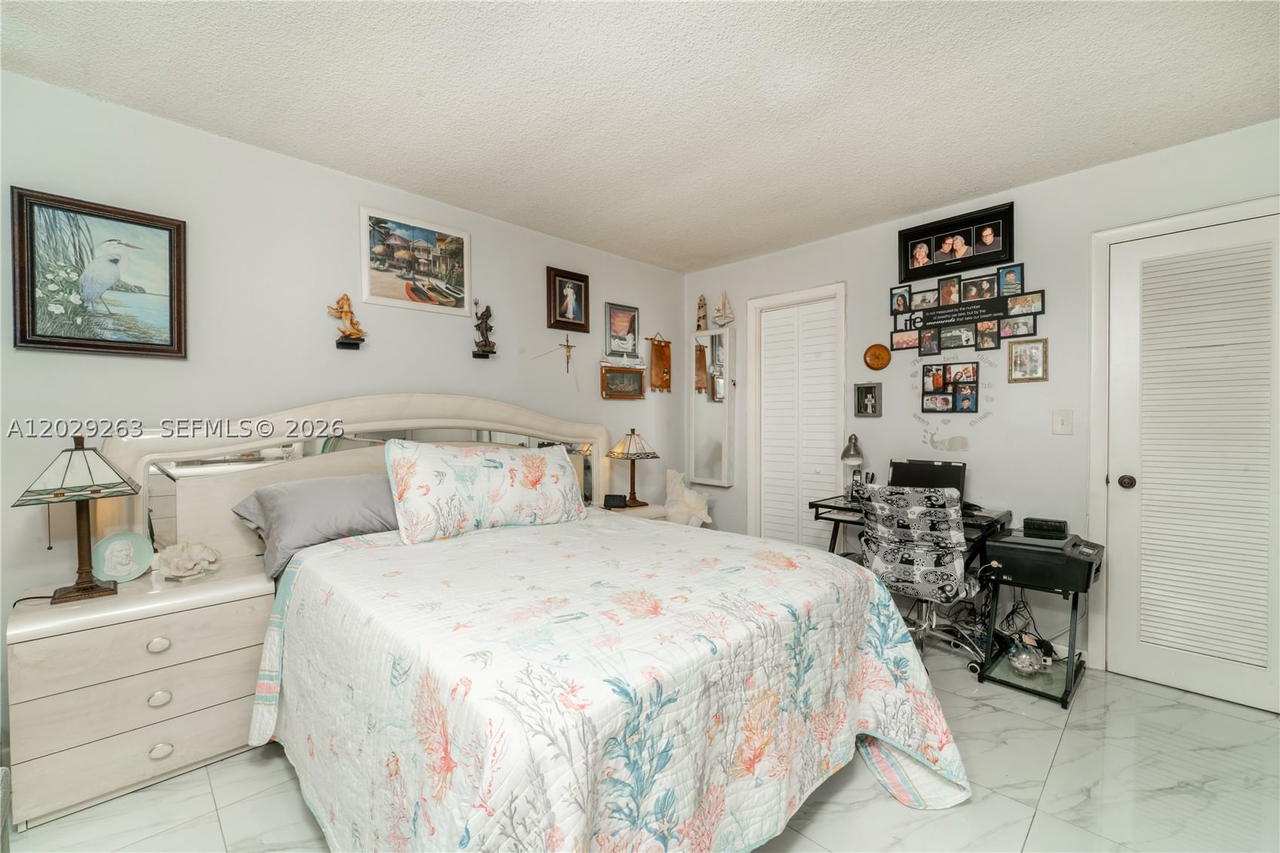 Real estate property located at 2811 Pine Island Rd #102, Broward, Sunrise Lakes 71 Condo, Sunrise, FL