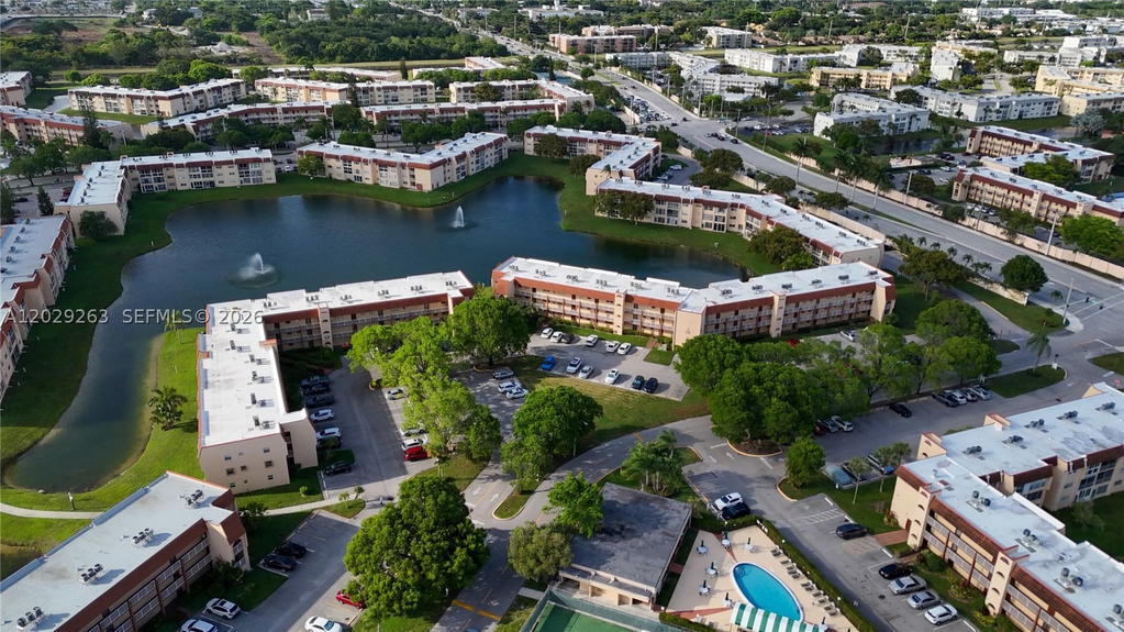 Real estate property located at 2811 Pine Island Rd #102, Broward, Sunrise Lakes 71 Condo, Sunrise, FL