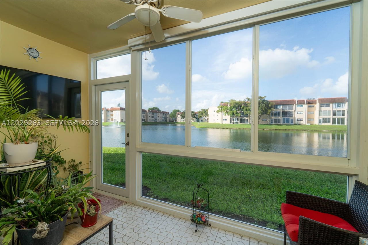 Real estate property located at 2811 Pine Island Rd #102, Broward, Sunrise Lakes 71 Condo, Sunrise, FL