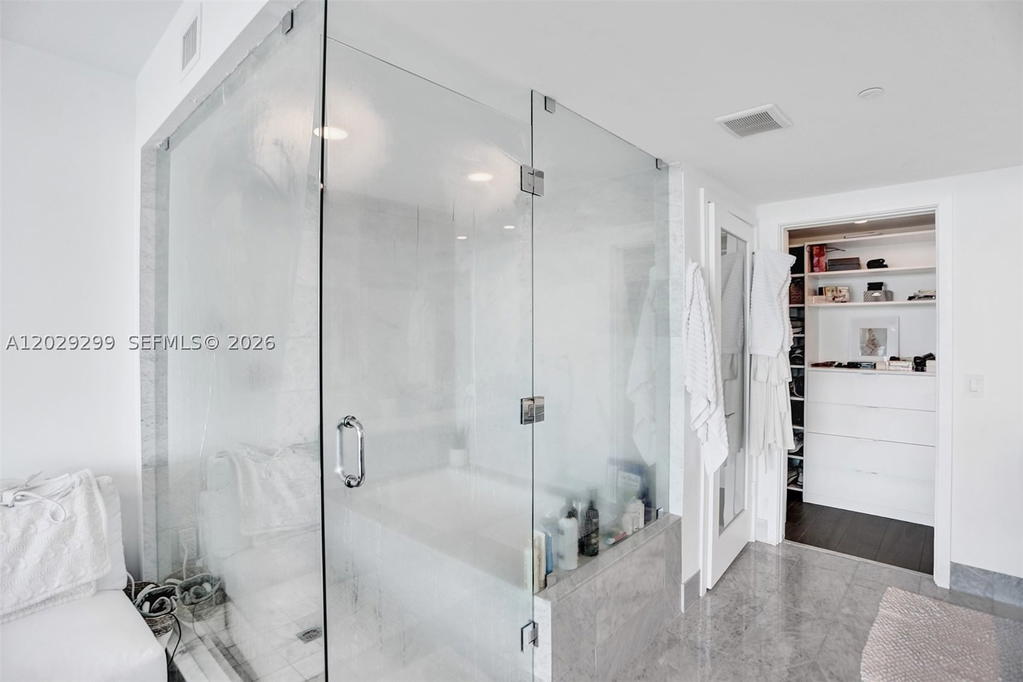 Real estate property located at 3131 7th Ave #304, Miami-dade, One Paraiso Condo, Miami, FL