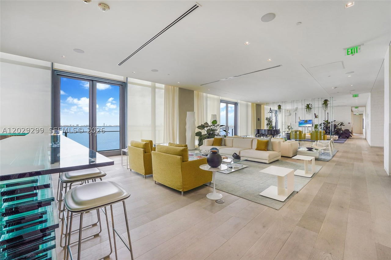 Real estate property located at 3131 7th Ave #304, Miami-dade, One Paraiso Condo, Miami, FL