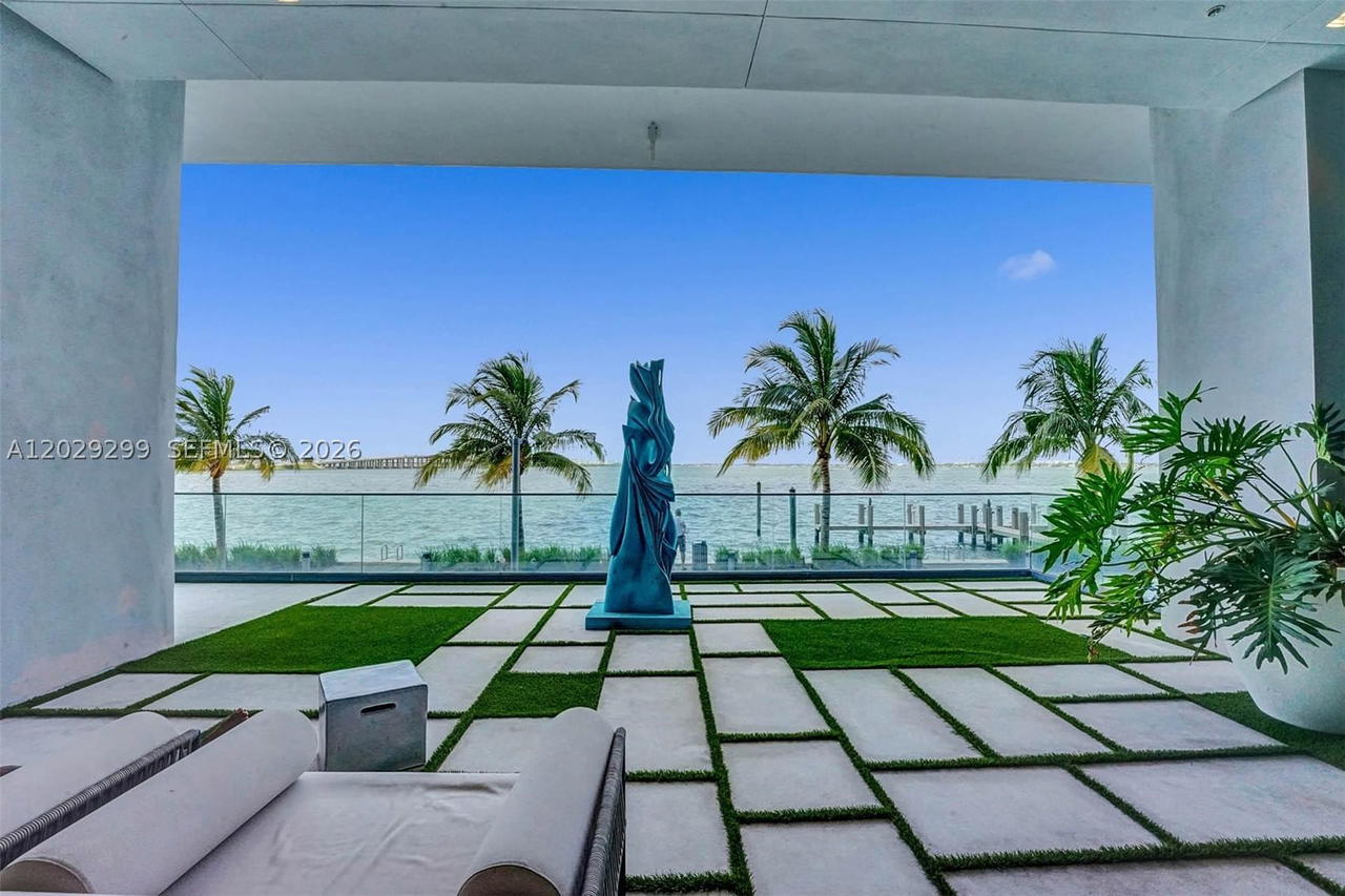 Real estate property located at 3131 7th Ave #304, Miami-dade, One Paraiso Condo, Miami, FL