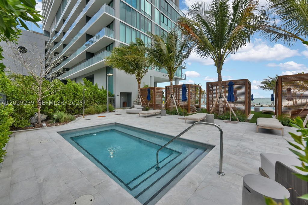 Real estate property located at 3131 7th Ave #304, Miami-dade, One Paraiso Condo, Miami, FL