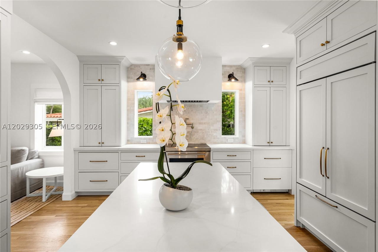 Real estate property located at 1544 Plasentia Ave, Miami-dade, Coral Gables Country Club, Coral Gables, FL