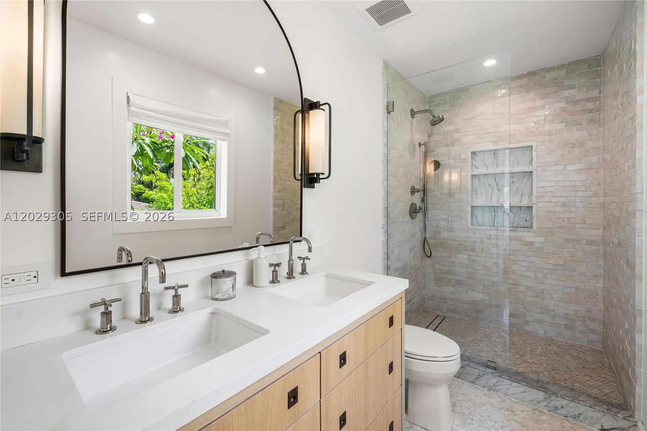 Real estate property located at 1544 Plasentia Ave, Miami-dade, Coral Gables Country Club, Coral Gables, FL