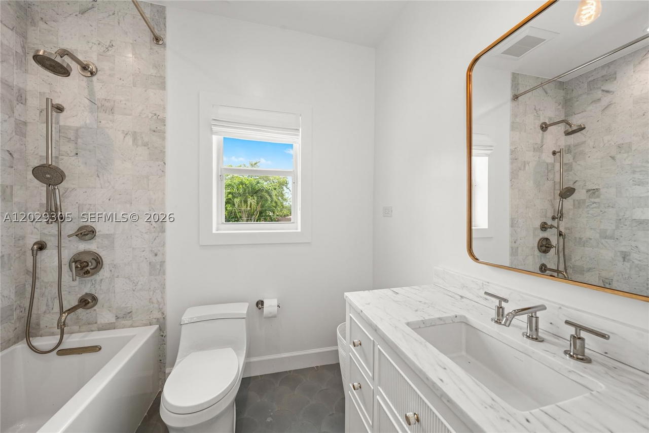Real estate property located at 1544 Plasentia Ave, Miami-dade, Coral Gables Country Club, Coral Gables, FL