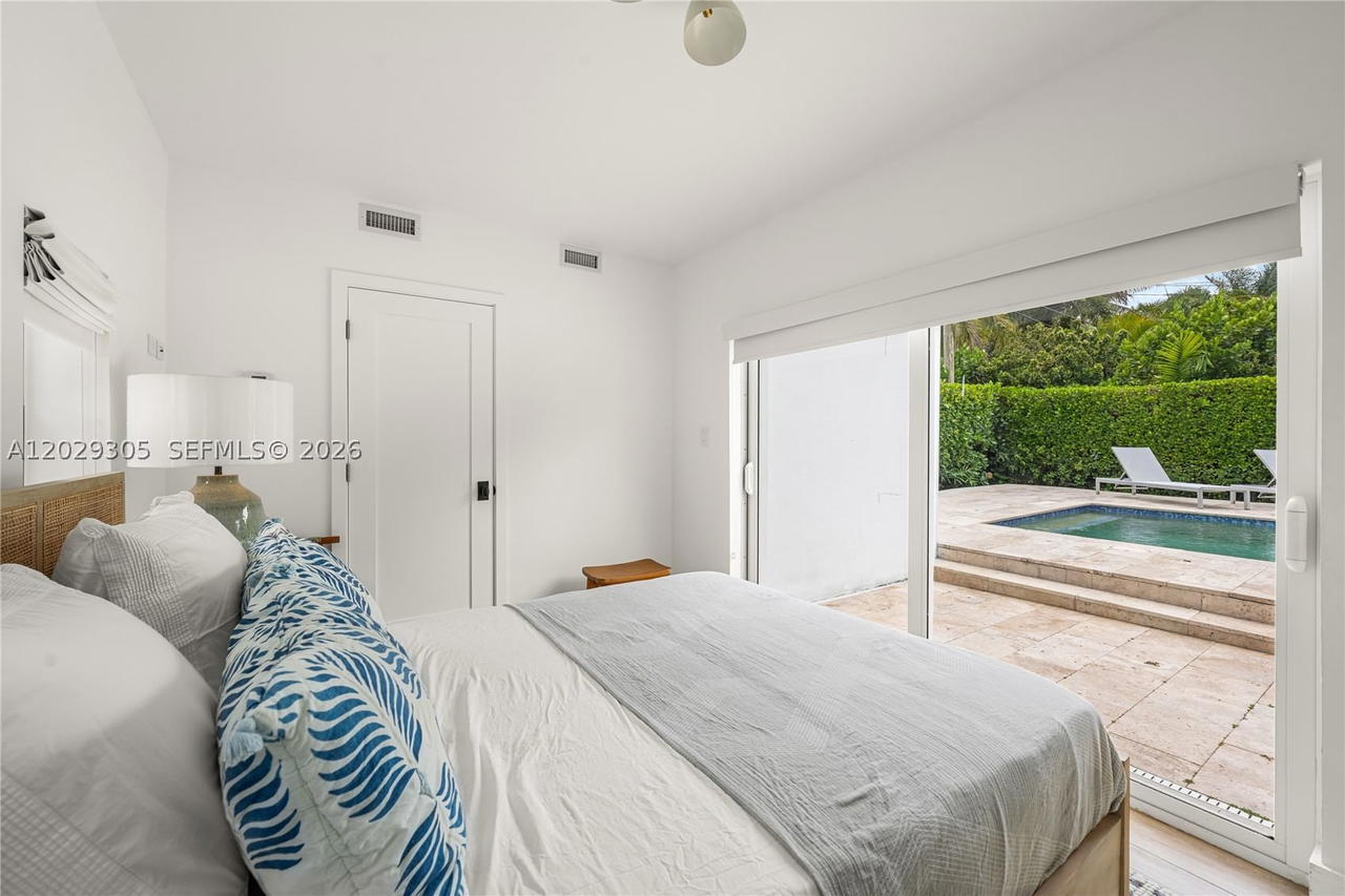 Real estate property located at 1544 Plasentia Ave, Miami-dade, Coral Gables Country Club, Coral Gables, FL