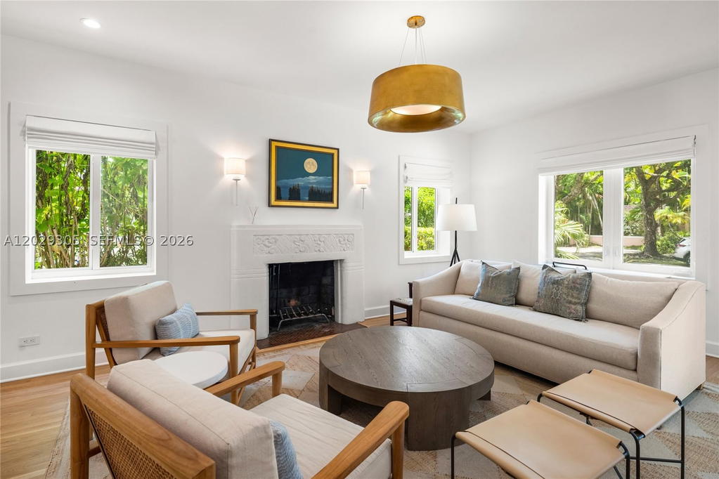 Real estate property located at 1544 Plasentia Ave, Miami-dade, Coral Gables Country Club, Coral Gables, FL