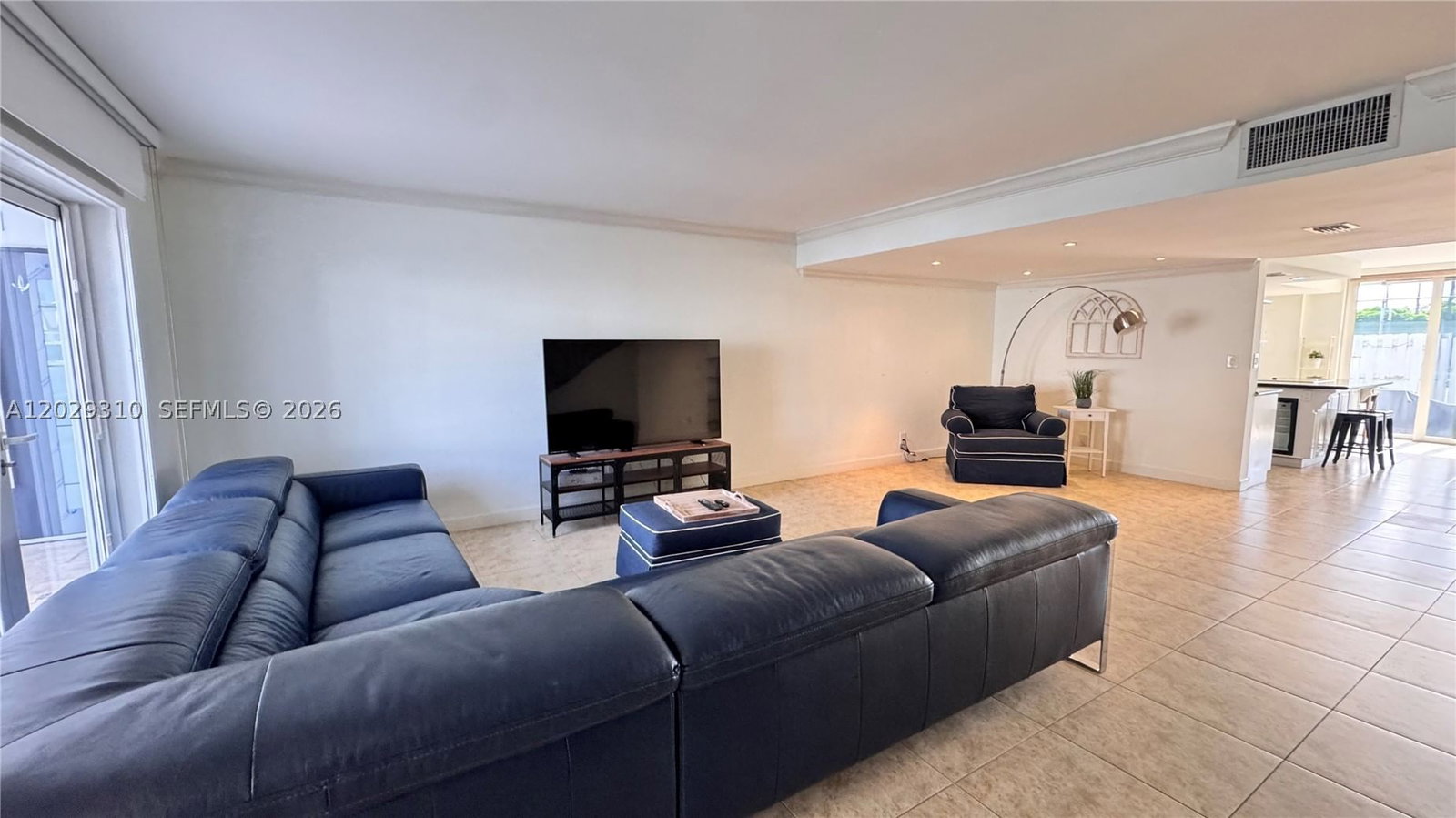 Real estate property located at 903 27th Ave #903, Broward, Townhouses Of Venetian Pa, Hallandale Beach, FL