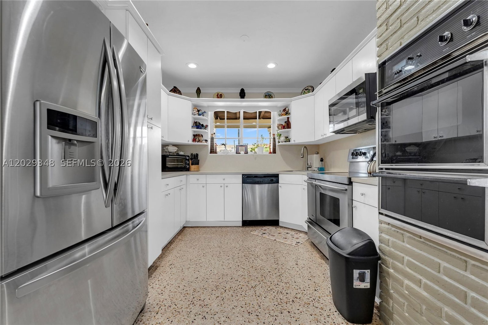 Real estate property located at 884 72nd Pl, Miami-dade, Meadows Park, Hialeah, FL