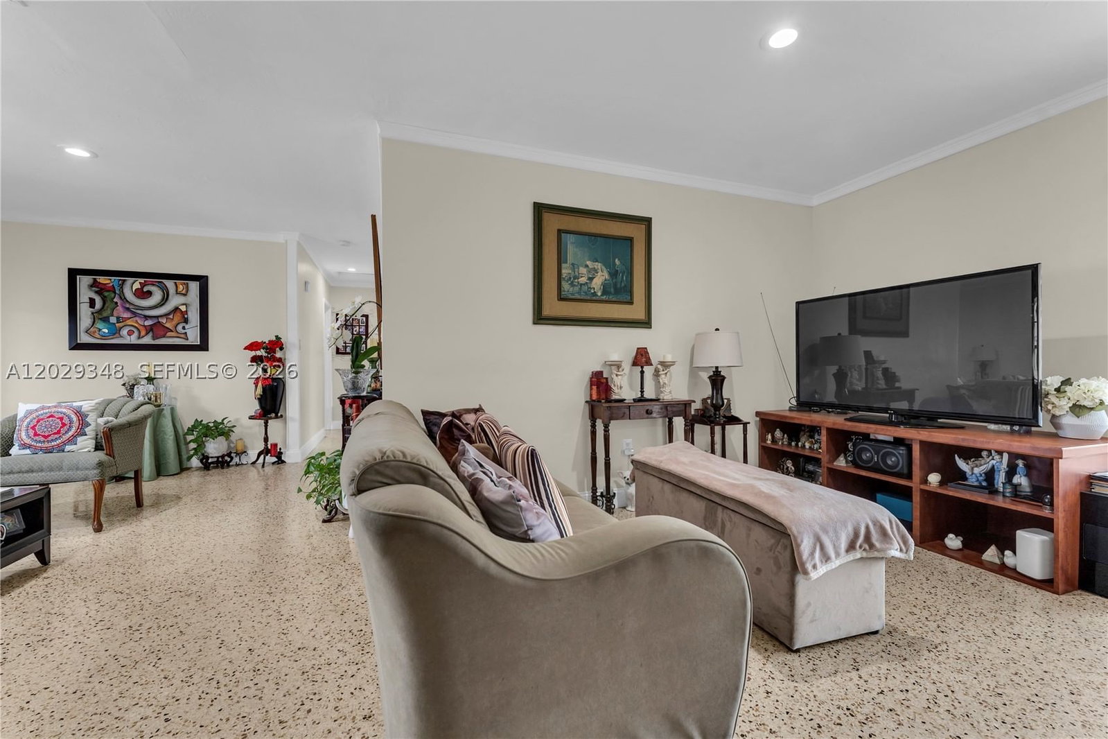 Real estate property located at 884 72nd Pl, Miami-dade, Meadows Park, Hialeah, FL
